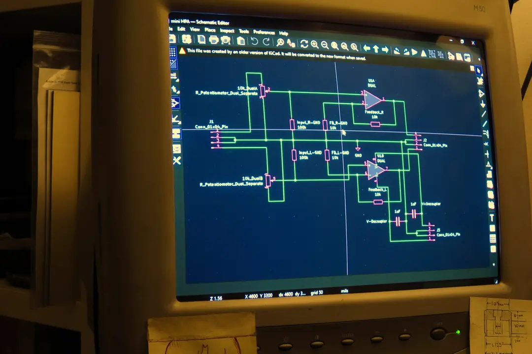 The Executive schematic open on a CRT monitor